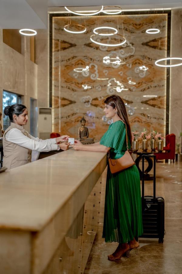 Hotel Ramada By Wyndham Jaipur North Exterior foto