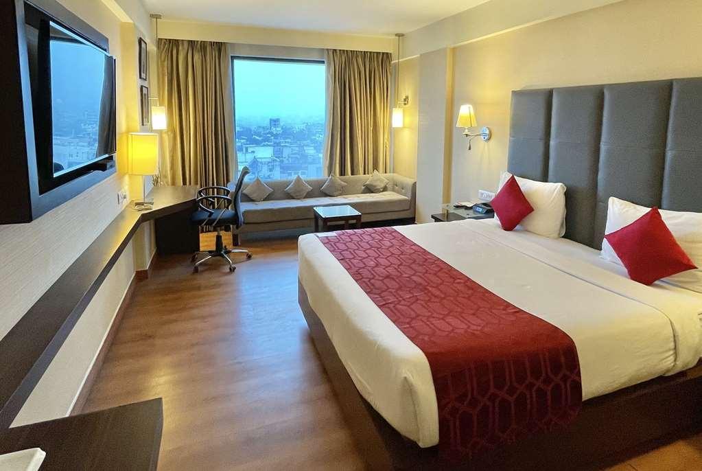 Hotel Ramada By Wyndham Jaipur North Zimmer foto