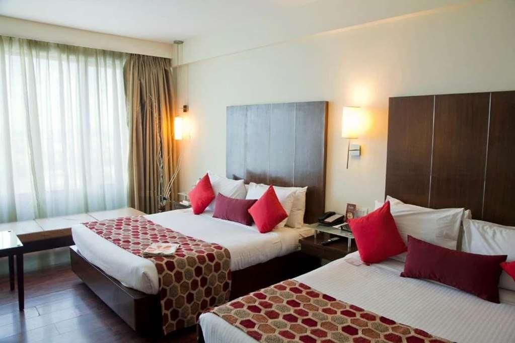 Hotel Ramada By Wyndham Jaipur North Zimmer foto